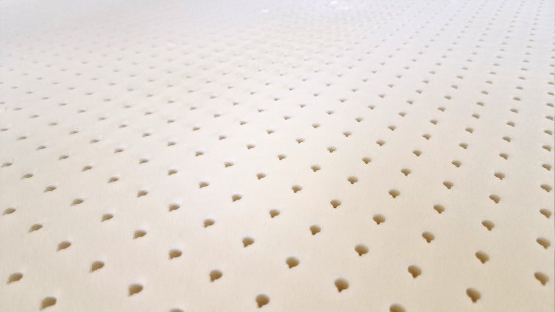 zdravotni-matrace-z-latexu-latexco-mononatural-01.jpg